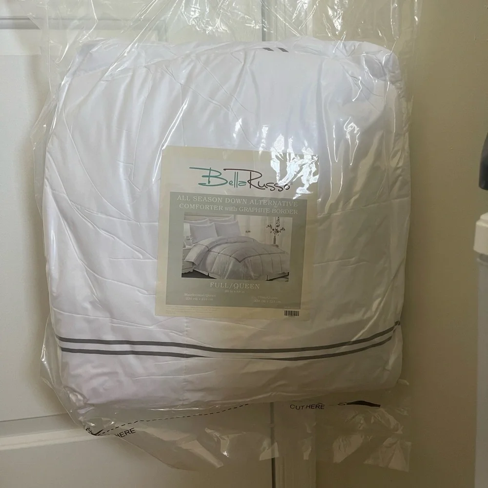 COPY - All Season Down Alternative Comforter with Graphite Border